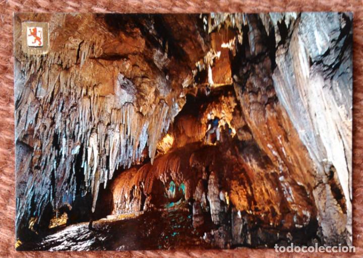 Postales: CUEVAS DE VALPORQUERO - LEON