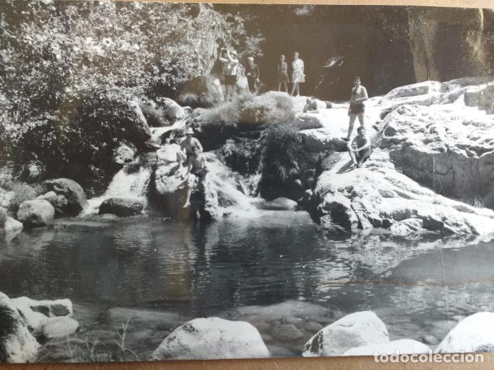 Postales: RARA POSTAL DE GAVILANES (AVILA) PARECEN LAS PISCINAS NATURALES.