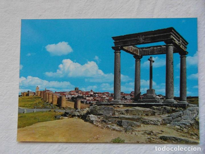 Postales: AVILA N&ordm; 47 LOS CUATRO POSTES Y VISTA PARCIAL. ARRIBAS. SIN CIRCULAR