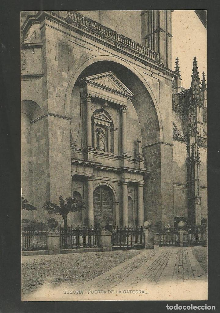 Postales: SEGOVIA-PUERTA DE LA CATEDRAL-FOTOTIPIA HAUSER Y MENET-POSTAL ANTIGUA-(57.824)