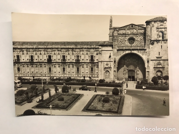Postales: LEON. Postal Animada No.46, Iglesia de los Jesuitas y San Marcos. Edita: Ed. Paris (h.1950?)