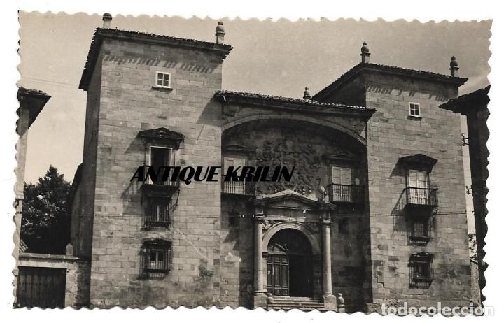 Postales: ESPINOSA DE LOS MONTEROS .- PALACIO DE LA PLAZA .- EDICION JOSE GONZALEZ / FOTO CASA FIGUEROLA