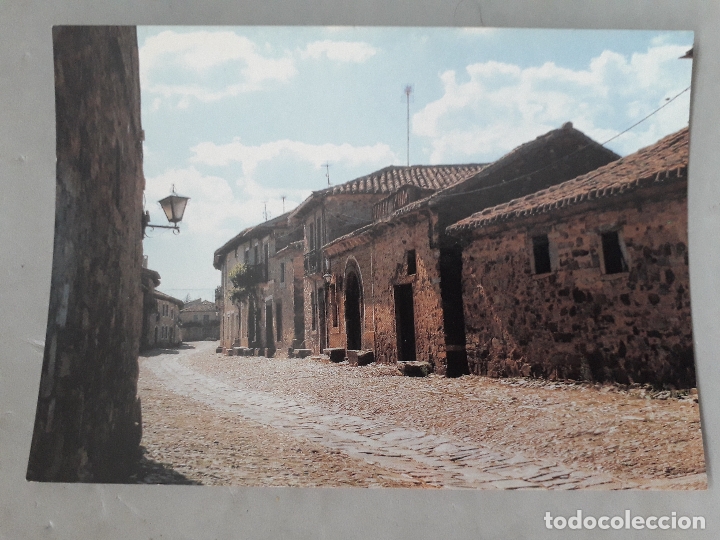Postais: Castrillo de los Polvazales. Panor&aacute;mica de la Calle Real.