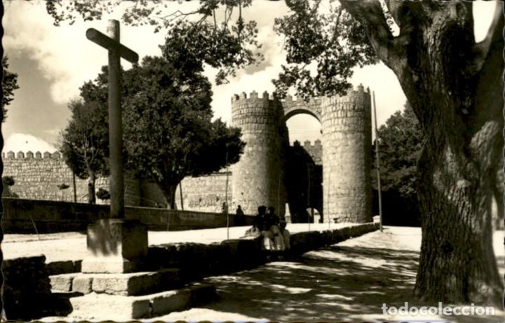 Postales: Avila &ndash; Arco de San Vicente - 9 x 14 cms