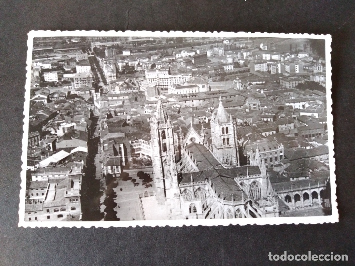 Postales: LEON VISTA AEREA DE LA CATEDRAL - Foto 1
