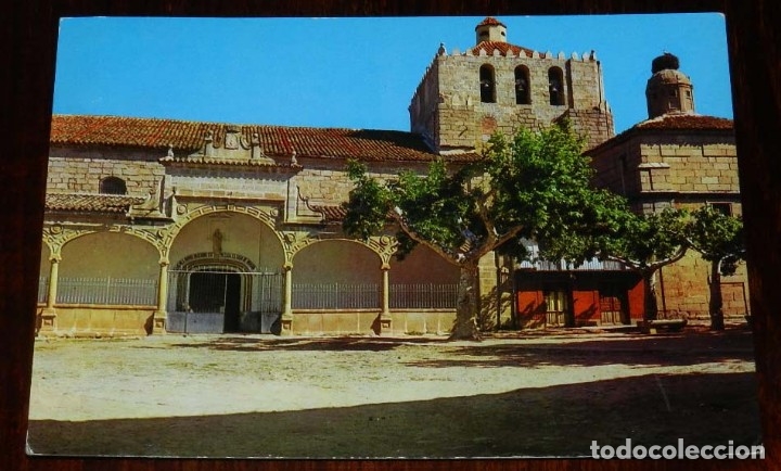 Postales: FOTO POSTAL DE PIEDRAHITA (AVILA) IGLESIA PARROQUIAL, ANTIGUO PALACIO DE LA REINA DO&Ntilde;A BERENGUELA, D