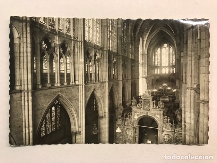 Postales: LEON. Postal No.13, Catedral. Nave Central. Edita: Garcia Garrabella (h.1960?) CIRCULADA