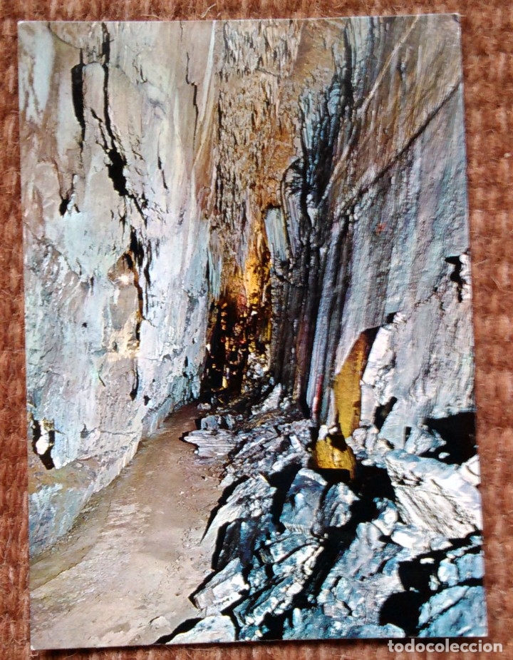 Postales: CUEVAS DE VALPORQUERO - LEON
