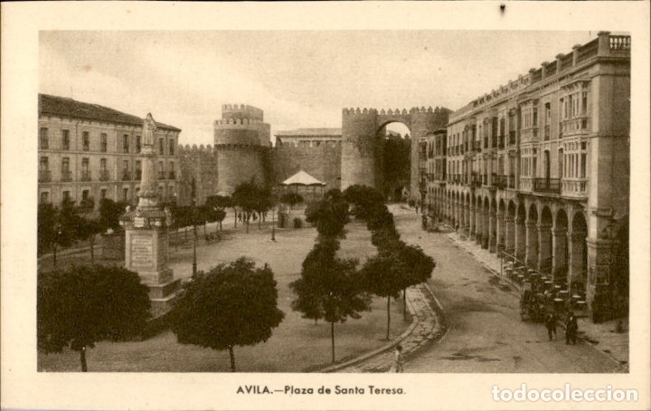 Postales: Avila &ndash; Plaza de Santa Teresa &ndash; M. Arribas - 9x14 cms . Sin circular.