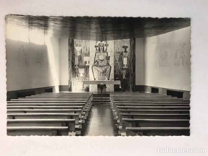 Postales: LEON. Postal No.18, Santuario de la Virgen del Camino. Interior de la Capilla (h.1960?) Sin circular