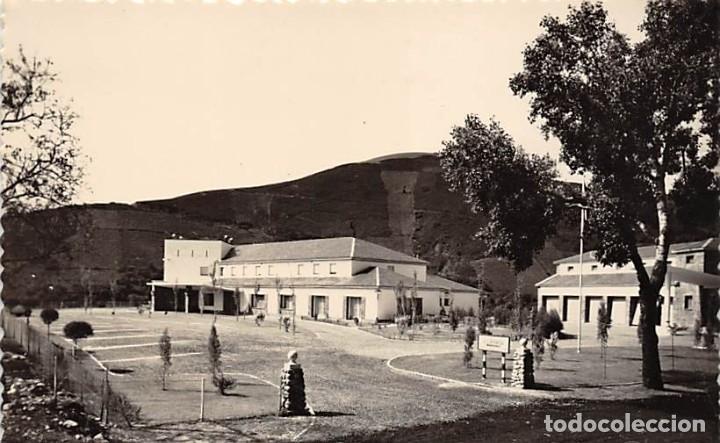 Postales: POSTAL VILLAFRANCA DEL BIERZO ( LEON)- ALBERGUE DE LA DIRECCI&Oacute;N GENERAL DE TURISMO