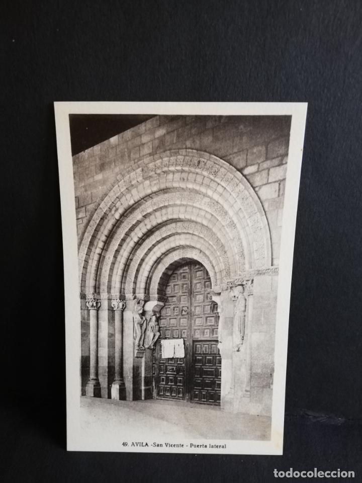 Postcards: TARJETA POSTAL DE AVILA. SAN VICENTE. PUERTA LATERAL. L. ROISIN.