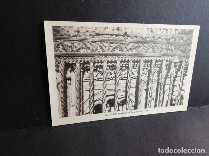 Postcards: TARJETA POSTAL DE AVILA. SEPULCRO DE SAN VICENETE. REJA. L. ROISIN.