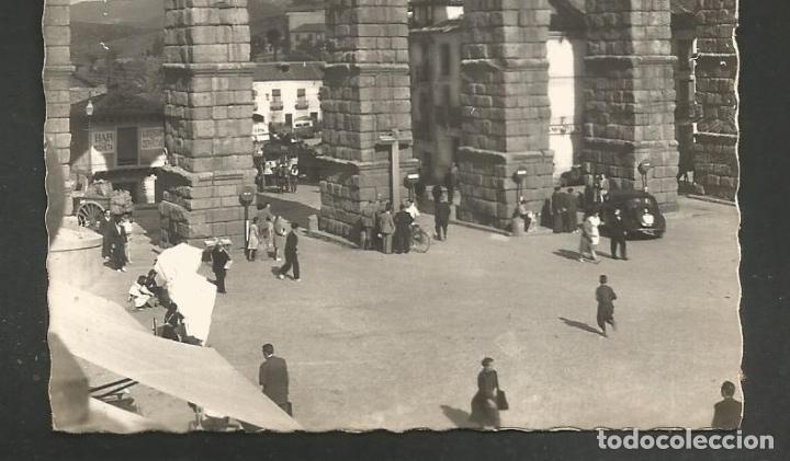 Postales: SEGOVIA-DETALLE ACUEDUCTO EN LA PLAZA DEL AZOGUEJO-22-ED&middot;GARCIA GARRABELLA-POSTAL ANTIGUA-(66.275)