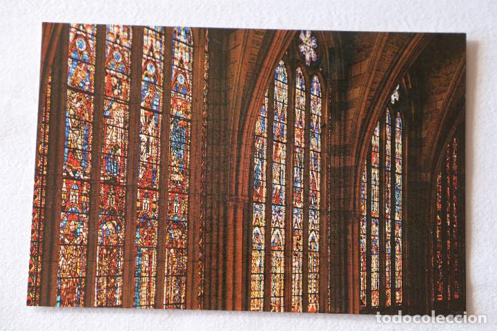 Postales: N&ordm; 44 - LEON - CATEDRAL, VIDRIERAS - ED. GARCIA GARRABELLA 1968