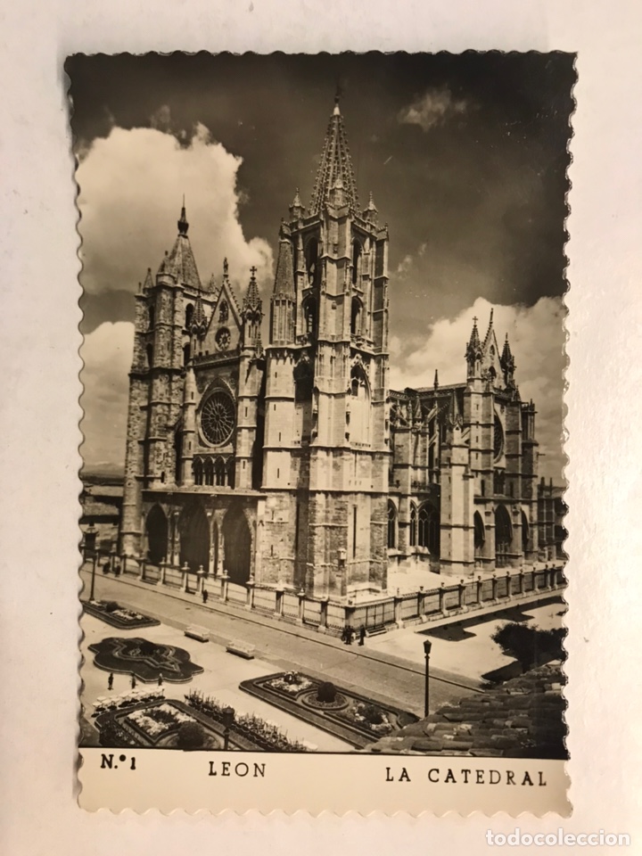 Postales: LEON. Postal No. 1, La Catedral. Edita: Ed.Artigot (a.1961) Escrita...