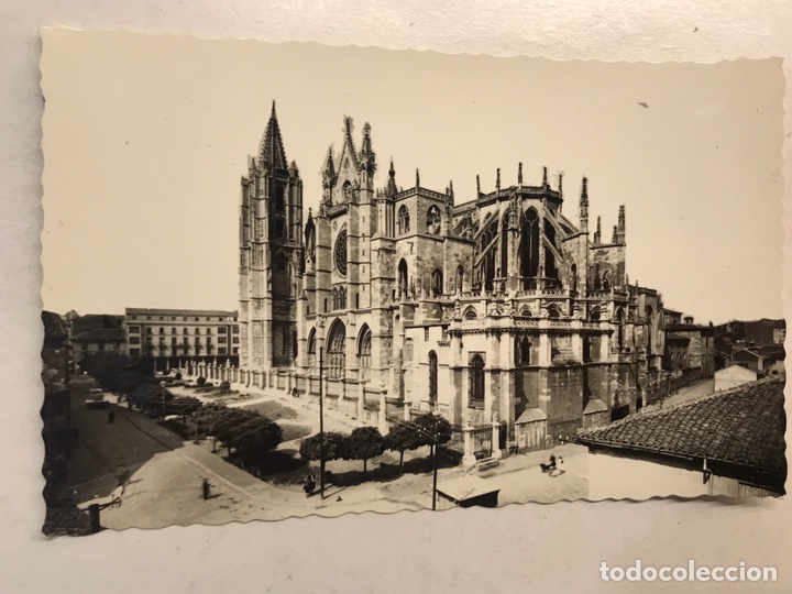 Postales: LEON. Postal La Catedral. Edita: Ed. Arribas (a.1959) escrita...