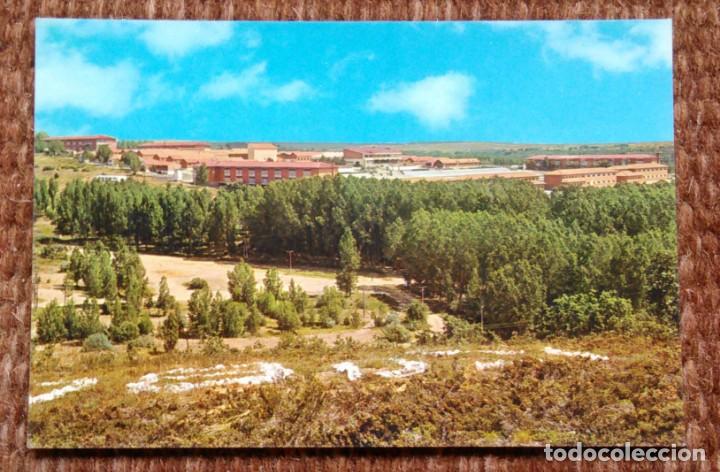 Postales: CENTRO INSTRUCCION DE RECLUTAS - CAMPAMENTO DEL FERRAL DEL BERNESGA - LEON