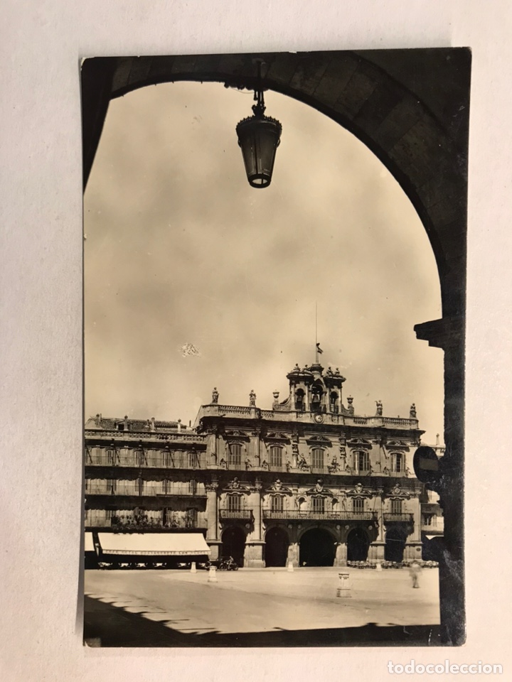 Postales: SALAMANCA. Postal No.11, Plaza Mayor, Ayuntamiento. H. A. E. (h.1960?) Circulada...