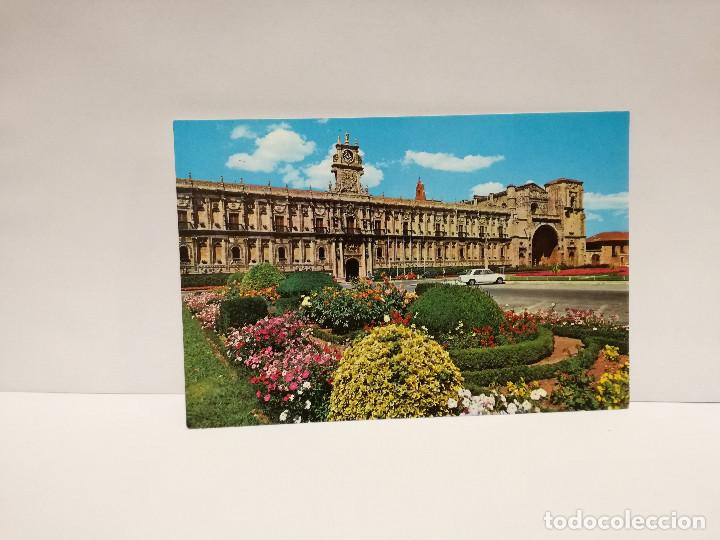 Postales: POSTAL N&ordm; 48 - CASTILLA LEON - LEON, HOSTAL SAN MARCOS - ED. 1969