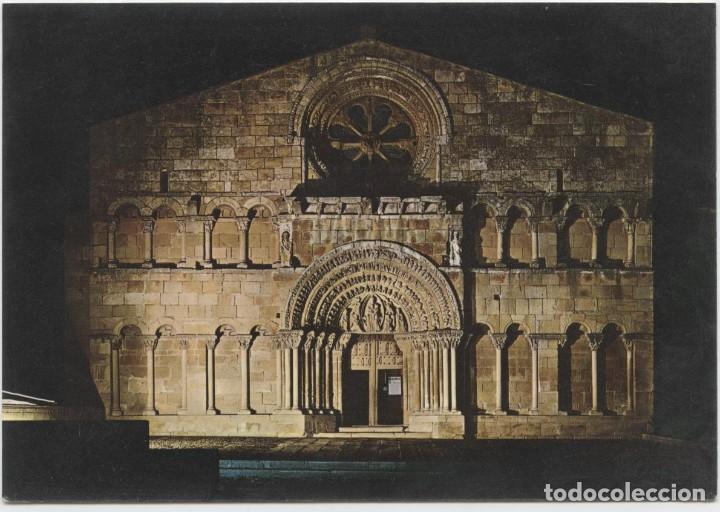 Postales: N&ordm; 44-SORIA. Iglesia de Santo Domingo. Vista nocturna. Sin circular. EDICIONES VISTABELLA