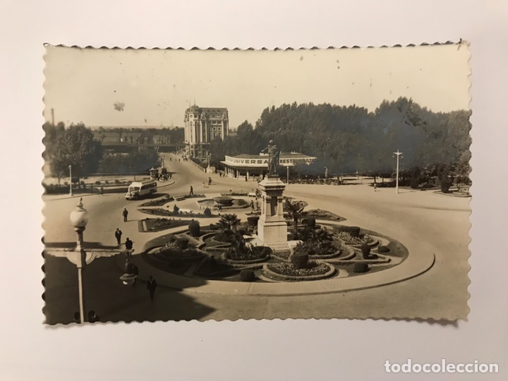 Postales: LEON. Postal No.18, Plaza de Guzm&aacute;n el Bueno. Edic. Artigot (a.1961) Circulada...