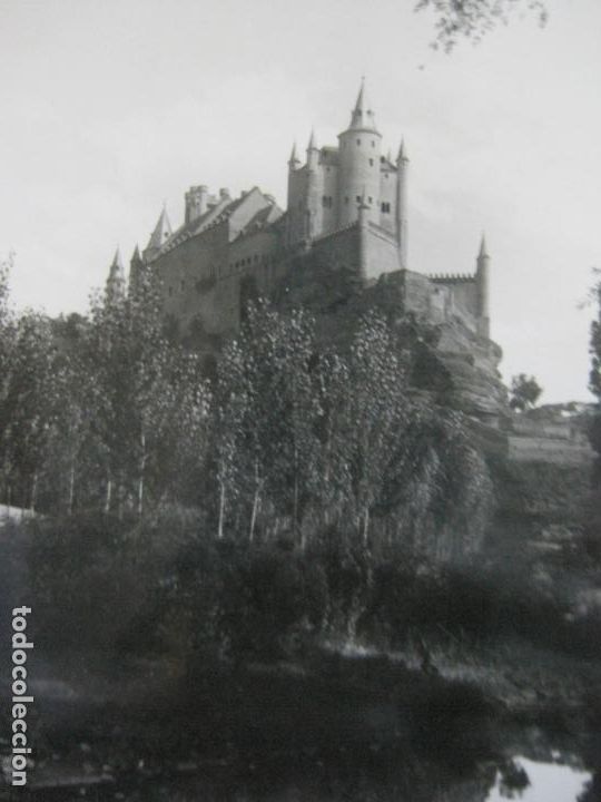 Postales: SEGOVIA-EL ALCAZAR Y EL RIO ERESMA-DOMINGUEZ-POSTAL FOTOGRAFICA ANTIGUA-VER FOTOS-(73.621)
