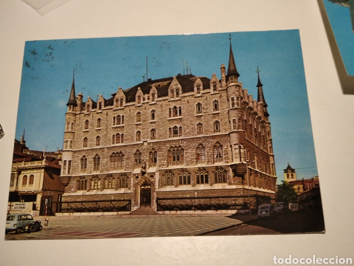 Postales: Postal Le&oacute;n edificio de la Caja de ahorros - Foto 1