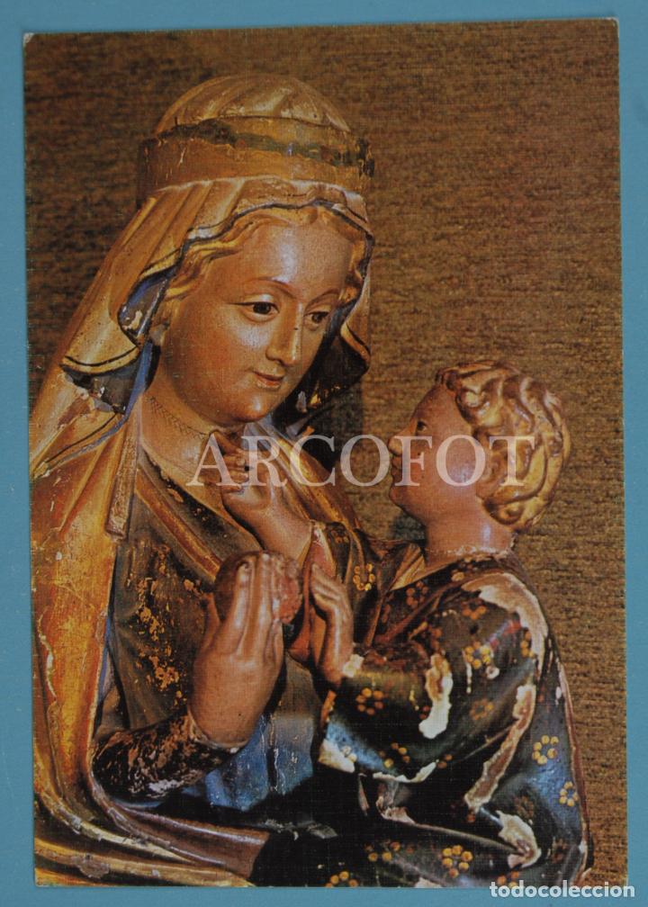 Postales: Antigua POSTAL - 8 - ABAD&Iacute;A DE SANTO DOMINGO DE SILOS - MUSEO - LA VIRGEN DE LA MANZANA - S. XV