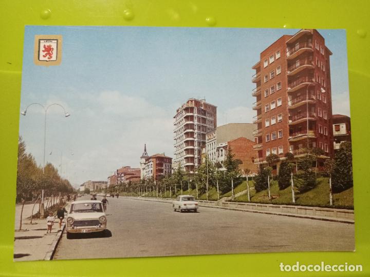 Postales: LEON PASEO PAPALAGUINDA SUBIRATS 44 ESCRITA A&Ntilde;OS 60