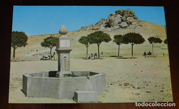 Postkarten: FOTO POSTAL DE LAS NAVAS DEL MARQUES, AVILA, RISCO DE SANTA ANA, N. 8, ED. VISTABELLA, NO CIRCULADA.