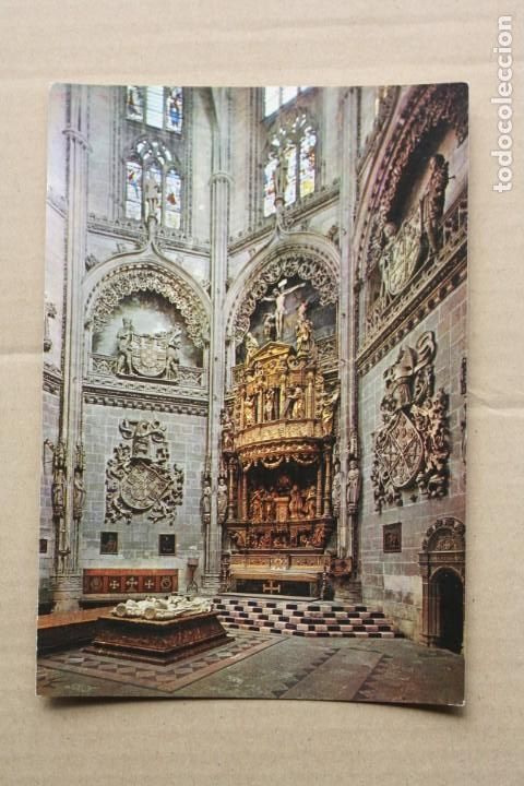 Postales: POSTAL DE LA CATEDRAL DE BURGOS N&ordm; 39 - CAPILLA DE LOS CONDESTABLES . ALTAR MAYOR Y SEPULCRO.