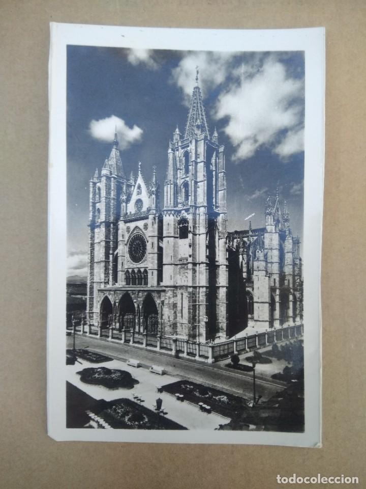 Postales: Postal leon, fachada principal de la catedral