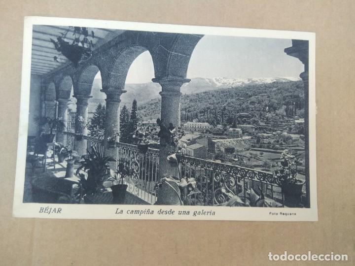 Postcards: Postal bejar la campi&ntilde;a desde una galeria