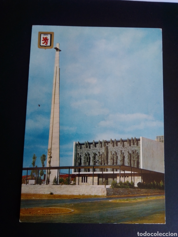 Postales: POSTAL DE LE&Oacute;N. SANTUARIO. - Foto 1