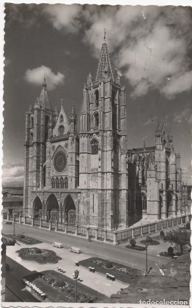 Postales: POSTAL- LEON- FACHADA PRINCIPAL DE LA CATEDRAL