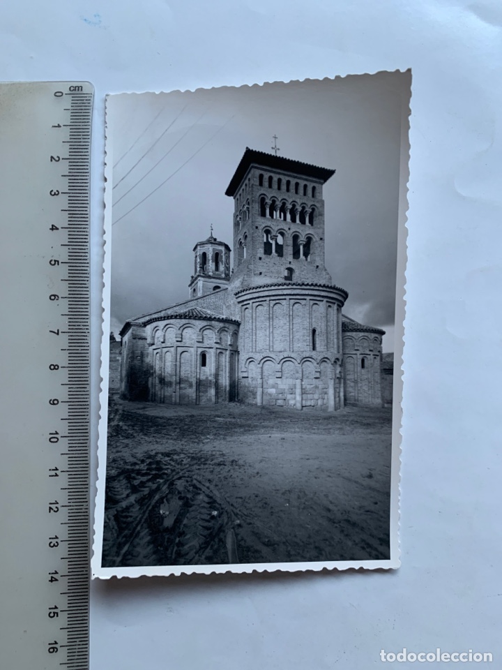 Postales: POSTAL. IGLESIA DE SAN TIRSO. SAHAGUN. FOT&Oacute;GRAFO?.