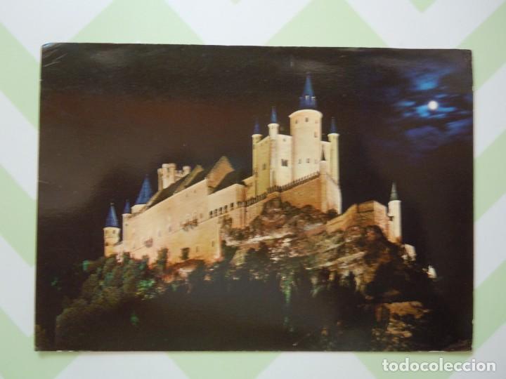 Postales: Postal de vista nocturna del Alc&aacute;zar de Segovia