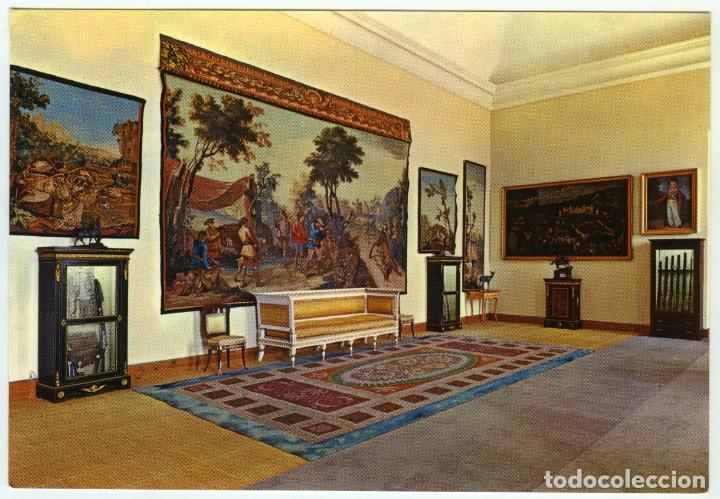 Postales: N&ordm; 115-SEGOVIA. Palacio de Riofrio. Museo de Caza. Sal&oacute;n de caza de los Borbones. Sin circular.