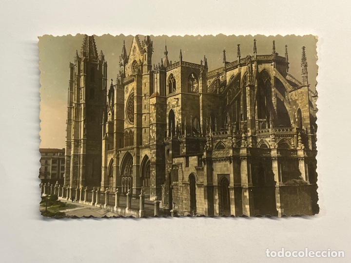 Postales: LEON. Postal Coloreada No.16, Catedral. &Aacute;bside y fachada del Mediod&iacute;a. Edic. C.C.ZARAGOZA