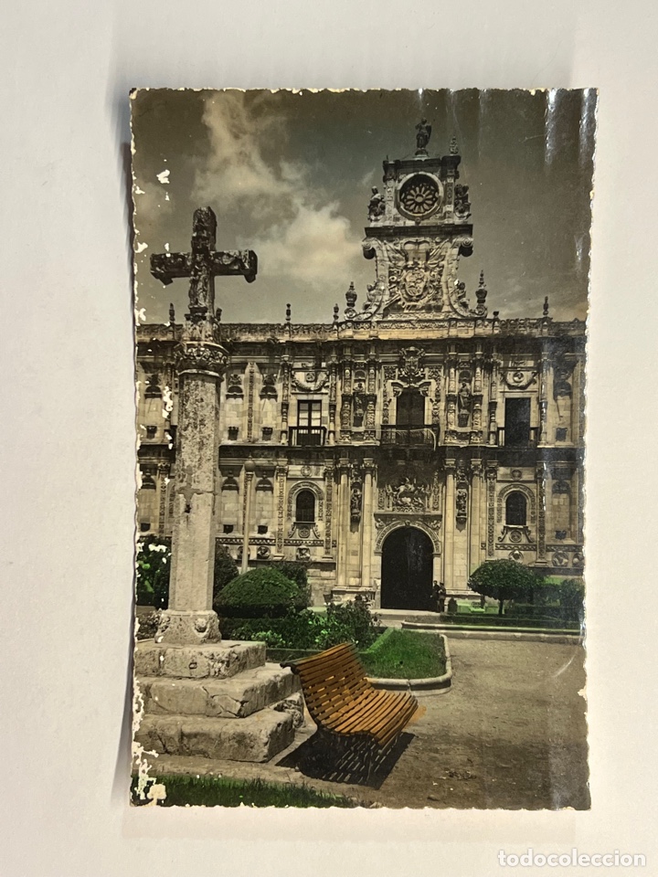 Postales: LEON. Postal Coloreada..San Marcos. Puerta Principal..(h.1950?) C&iacute;rculada..