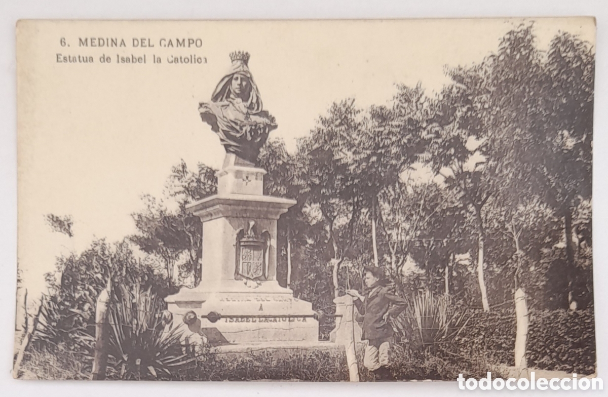 Postales: 6. MEDINA DEL CAMPO. Estatua de Isabel la Cat&oacute;lica. Edici&oacute;n Alfredo Velasco. No circulada