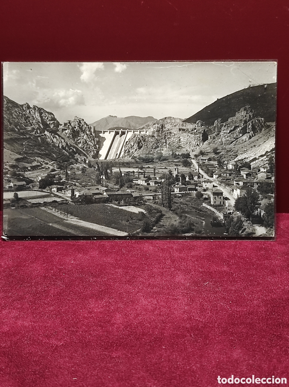 Postales: LOS BARRIOS DE LUNA ( LEON - ESPA&Ntilde;A ) 1961