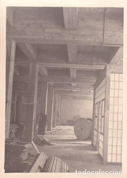 Postales: Fotograf&iacute;a 10 x 7,50 cm F&aacute;brica la Esperanza. La Granja. Interior 1956 No figura fot&oacute;grafo.