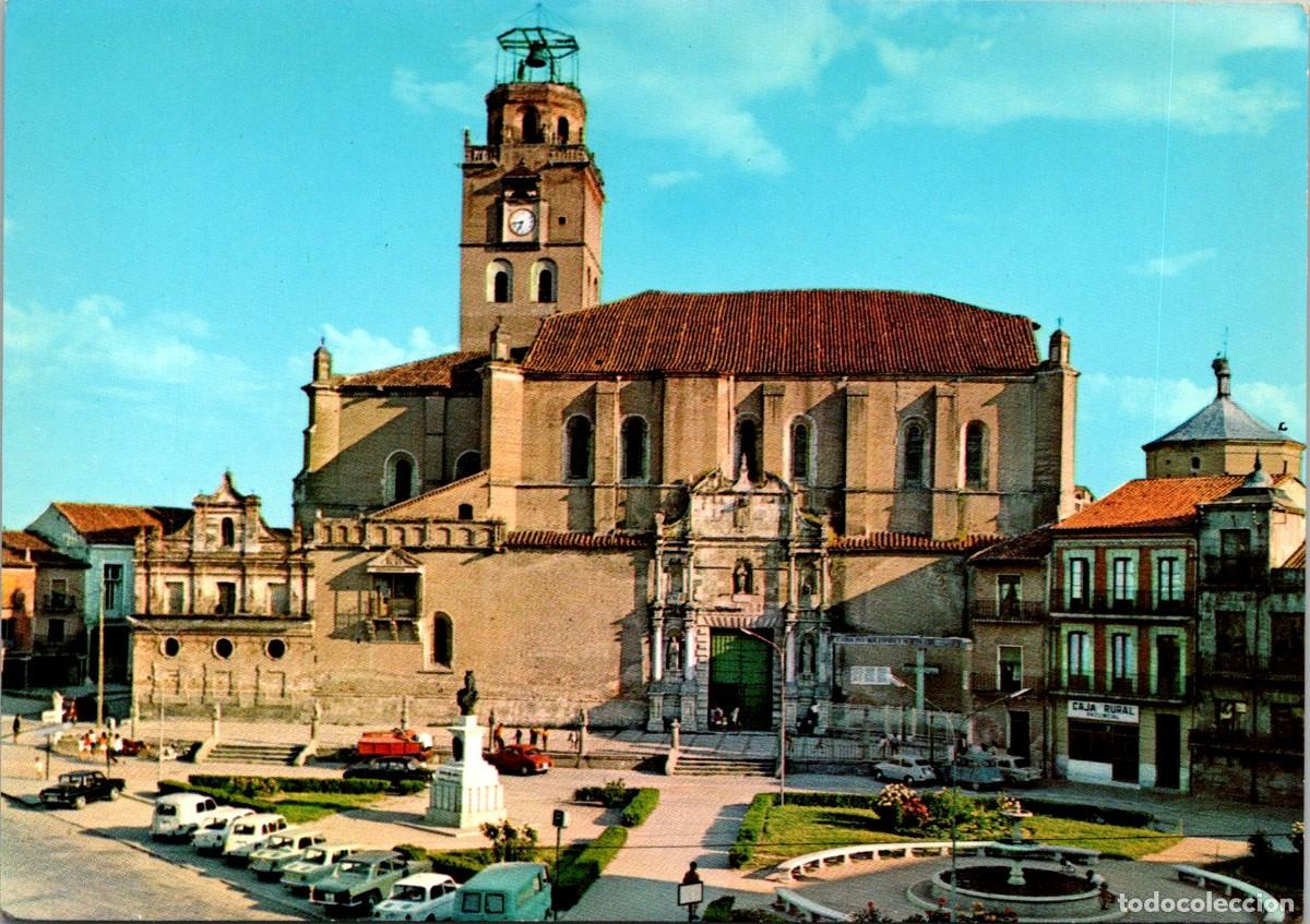 Postales: Medina del Campo - La Colegiata - Ed. Alarde n&ordm; 2 - 151x105mm - Coches varios