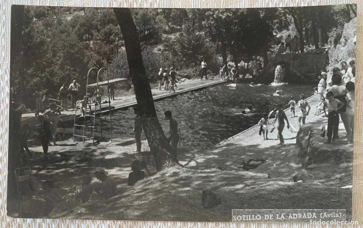 Cartoline: FOTO POSTAL DE AVILA. SOTILLO SE LA ADRADA. PISCINA DE VERANO. NO CIRCULADA. ESCRITA.