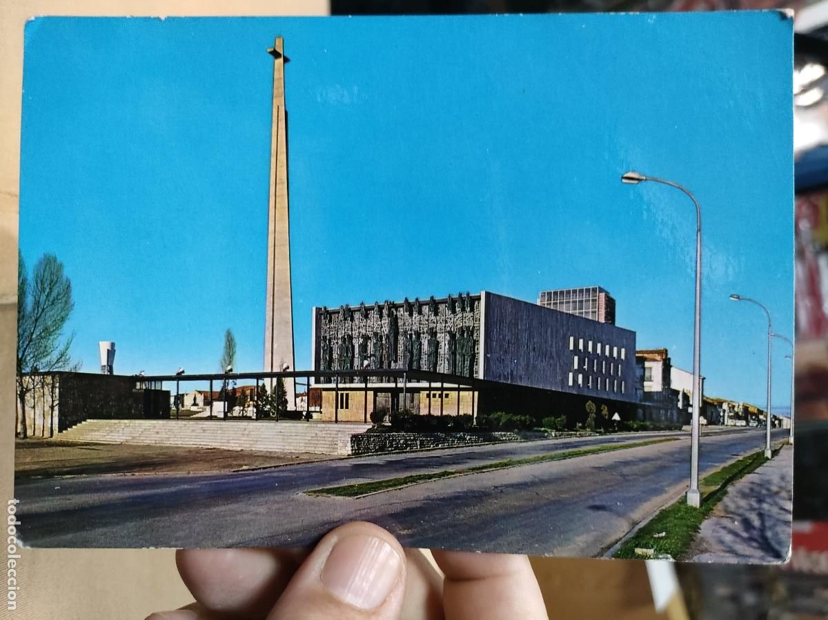 Postales: Postal LEON Santuario de Nuestra Se&ntilde;ora del Camino Fachada Principal N 57 HIJOS DE ALONSO SC esquina