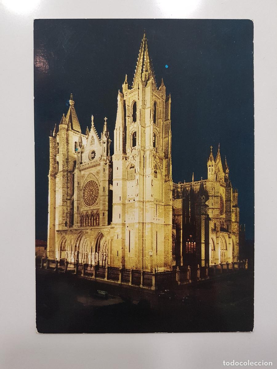 Postales: POSTAL LA CATEDRAL ILUMINADA. SIN CIRCULAR. 2010 - Foto 1