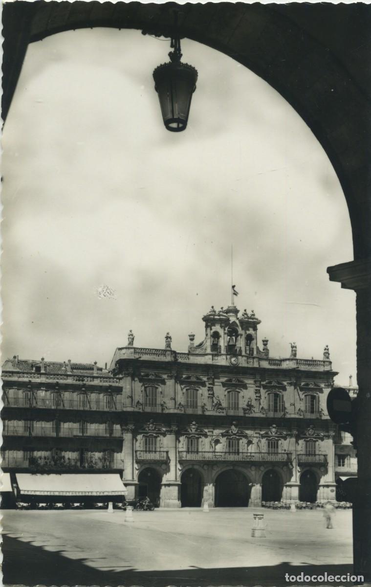 Postkarten: N&ordm; 11-SALAMANCA. Plaza Mayor: ayuntamiento. Sin circular. ED. HELIOTIPIA ART&Iacute;STICA ESPA&Ntilde;OLA