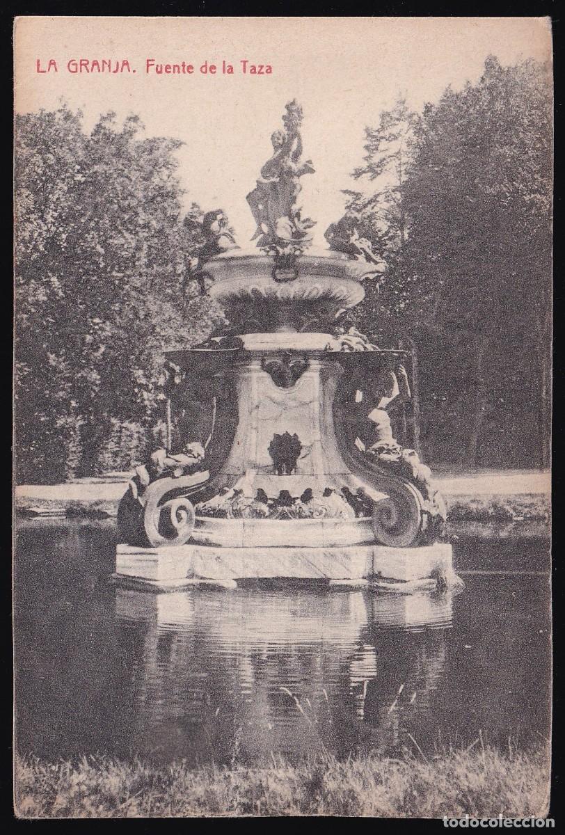 Postales: La Granja. *Fuente de la Taza* Nueva.